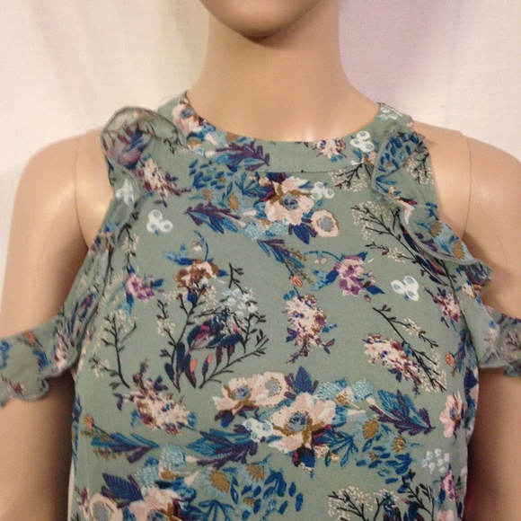 Xhilaration Cold Shoulder Dress NWT - Picture 2 of 4